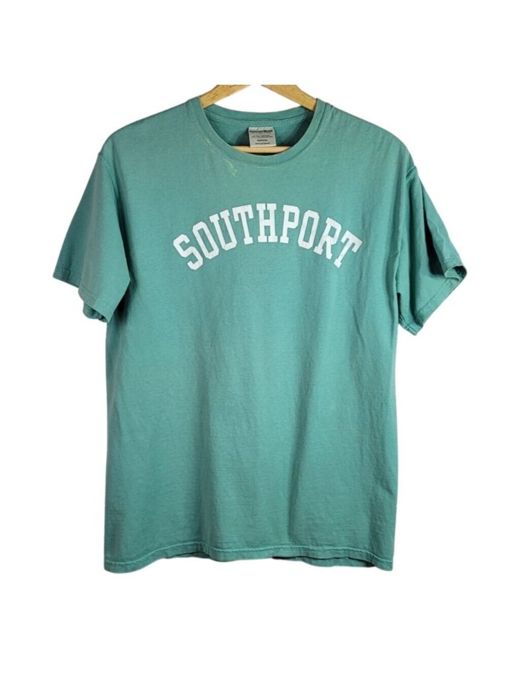 ComfortWash Men Southport T Shirt Green Medium Outer Banks NC Distressed READ